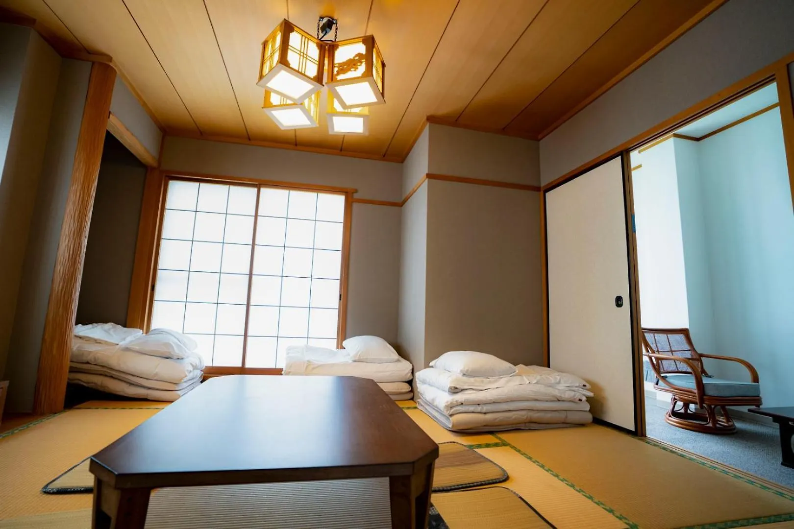 Semesterbostad S-Presso Central Villa Osaka